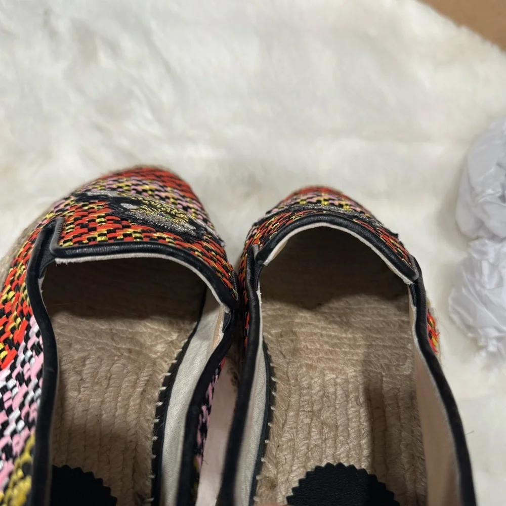 Christian Louboutin Woven Espadrilles. - Picture 10 of 17